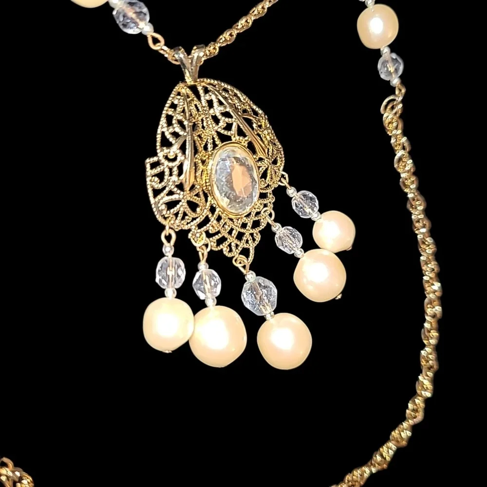 Vintage Gold Tone Faux Pearl Crystal Filigree Pendant Long Necklace 28 Statement